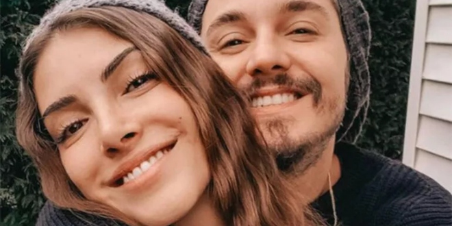 Deniz Baysal: Aşkı Evlilik Değil, İnsanlar Öldürür