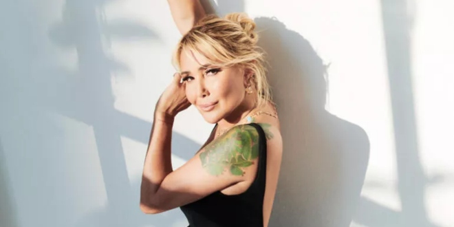 Yonca Evcimik: Çapkınım Severim Güzele Bakmayı