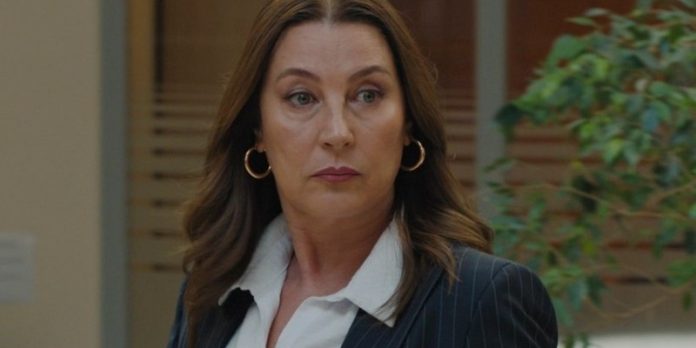 Güzide Birde Yeşim'in Suçlamalarına Maruz Kalıyor