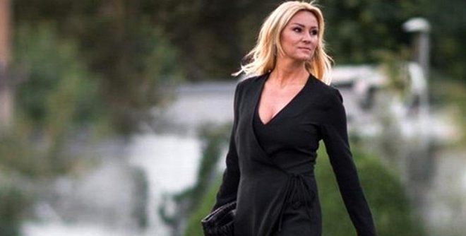 Pınar Altuğ Gençliğini Paylaştı