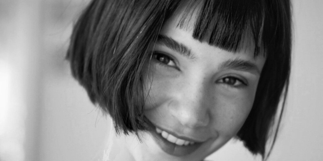 Esengül Yılmaz Kimdir?