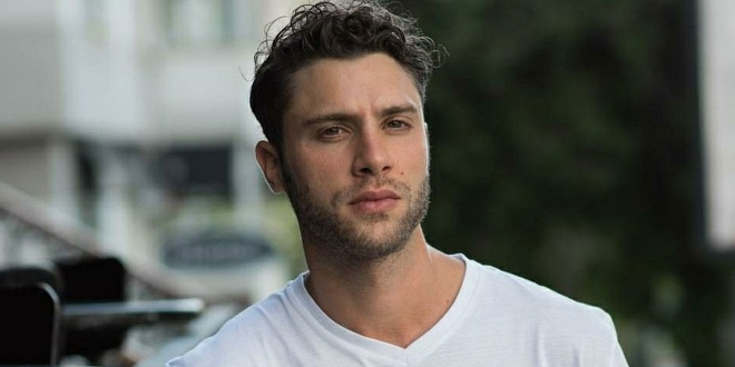 Gün Akıncı Kimdir?