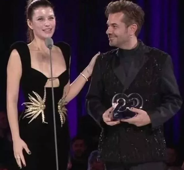 beren saat kenan doğulu