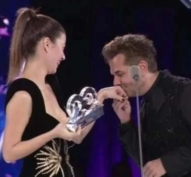 kenan doğulu beren saat