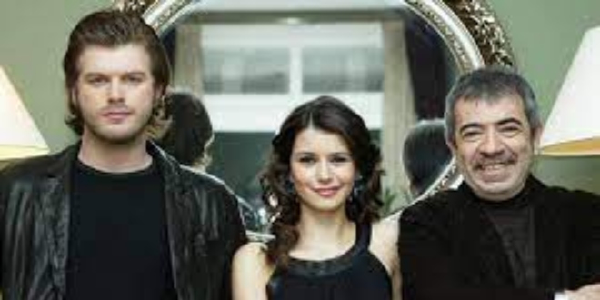 Aşk-ı Memnu'nun Yeni Adnan'ı Ve Behlül'ün den İlk Kare Geldi...