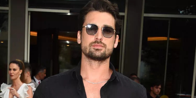 Yakışıklı Oyuncu Alp Navruz'un Sevgilisi Ortaya Çıktı...