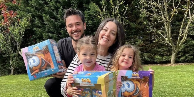 Küplere Binen Pelin Akil'den Tokat Gibi Cevap!...