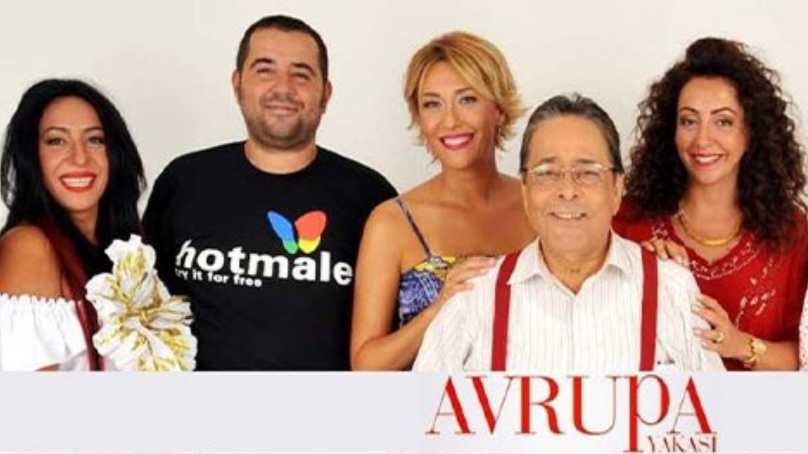 Gülse Birsel'in yeni proje hazırlığında olduğunu söylemesinin ardından yıllar önce yayınlanan Avrupa Yakası'nın yeniden çekileceği söylentisi ortaya sürüldü. Dizinin eski oyuncularından Sarp Apak ise Avrupa Yakası'nın yeniden çekilme gibi bir planının henüz olmadığını söyledi.