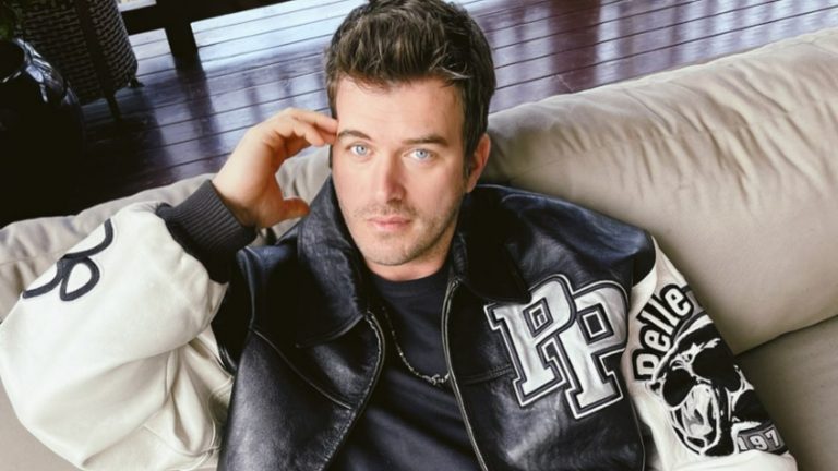 Kıvanç Tatlıtuğ Topuklu Ayakkabılarıyla Nişantaşı Sokaklarında!