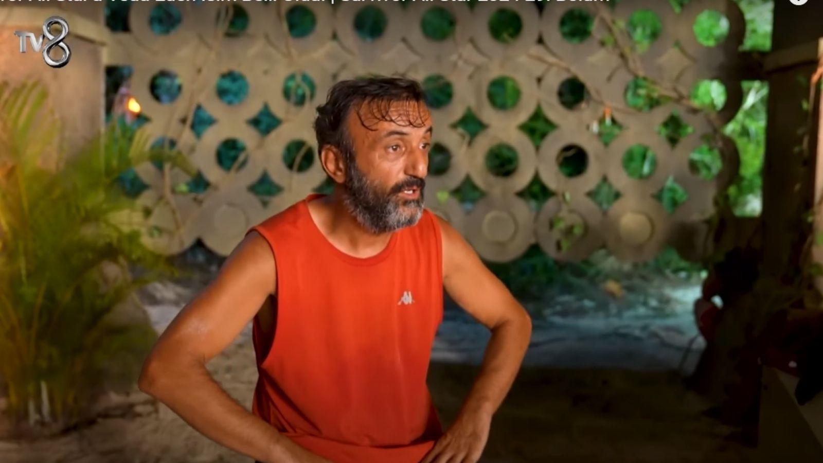 Survivor All Star 2024'te eleme gecesi heyecanı nefesleri bu hafta da kesti. Bu hafta gerçekleşen erkek yarışmacılardan isimleri yazılan adayların kıyasıya rekabetleri izleyiciye yansıdı. Adada kalmaya devam edecek yarışmacılar belli oldu. Hayallerine veda eden isim ise gecenin sonunda belli oldu.