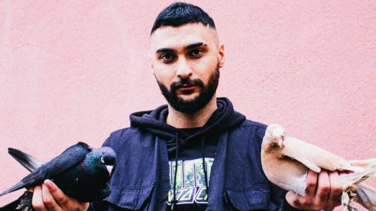 Wolker Kaç Yaşında?