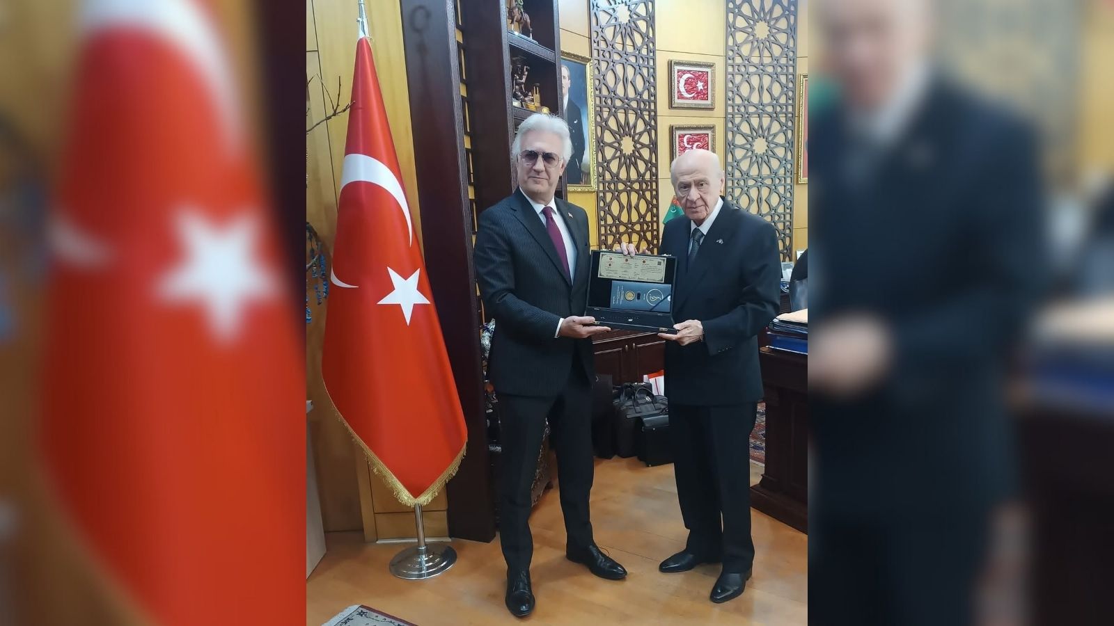 Tamer Karadağlı'dan Gezi Parkı Açıklaması: "Üç - Beş Ağaç İçin Gittim"