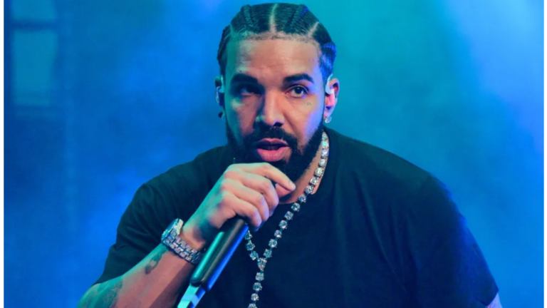 Drake'ten Misafirlerine Konser Sonrası Ziyafet!