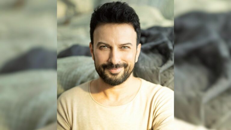 Tarkan Sessizliğini Bozdu, Sert Tepki Gösterdi!