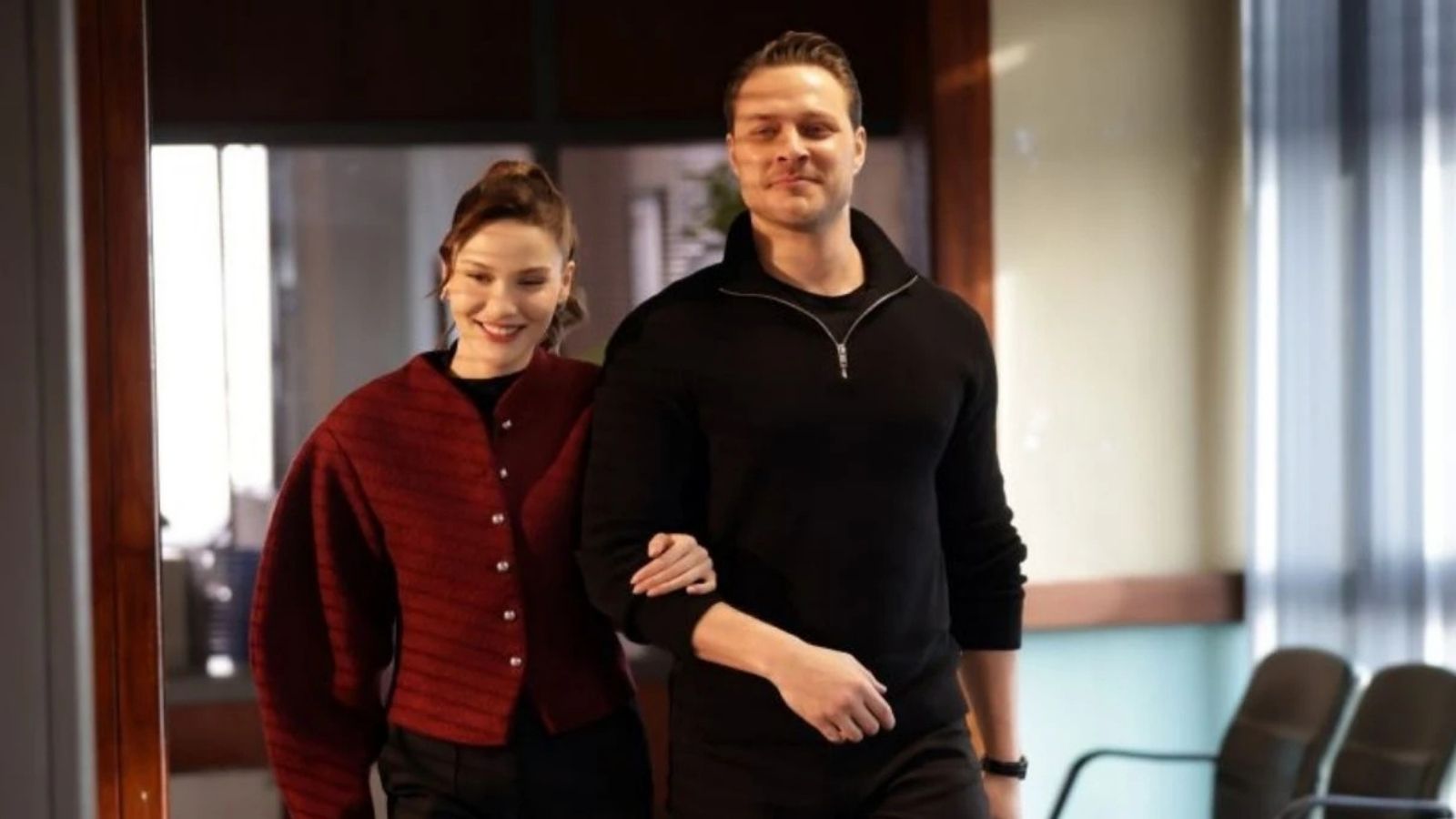 Hudutsuz Sevda’da Burak Çelik Diziden Ayrılıyor mu? Hayranlarını Üzen Haber