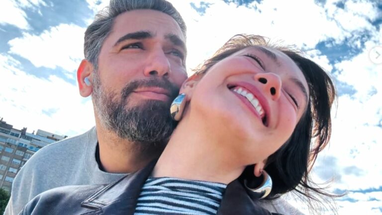 Neslihan Atagül ve Kadir Doğulu’dan Bebekleriyle İlk Fotoğraf Geldi! Bebeğin İsmi Belli Oldu!