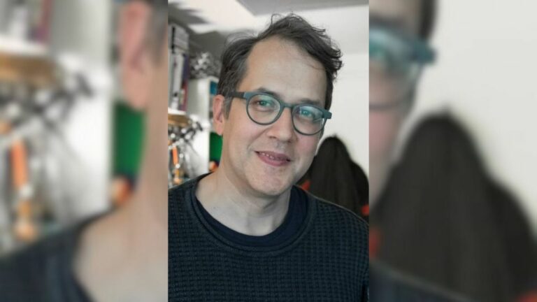 Ünlü yönetmen İlker Canikligil, sosyal medya hesabından yaptığı sert paylaşımla gündeme oturdu.