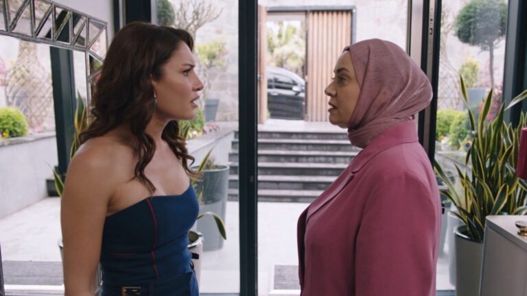 Ayrılığın Perde Arkası Belli Oldu! Sibel Taşçıoğlu, Kızılcık Şerbeti'nden Neden Ayrılıyor?