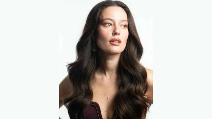 Pelin Akil ve James Bond Yıldızı Pierce Brosnan New York’ta Aynı Karede!