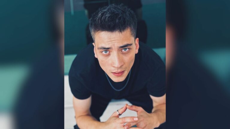 Atakan Özkaya Kimdir? 