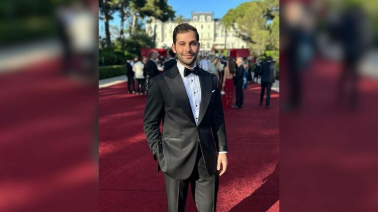 Sabancıların En Genci de Gündemde! Kerim Sabancı Bir Grup Güzelle Bodrum’da Yakalandı