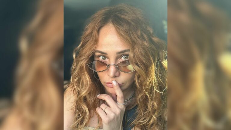 Burçin Terzioğlu Bodrum’da Bikinisiyle Göz Kamaştırdı!