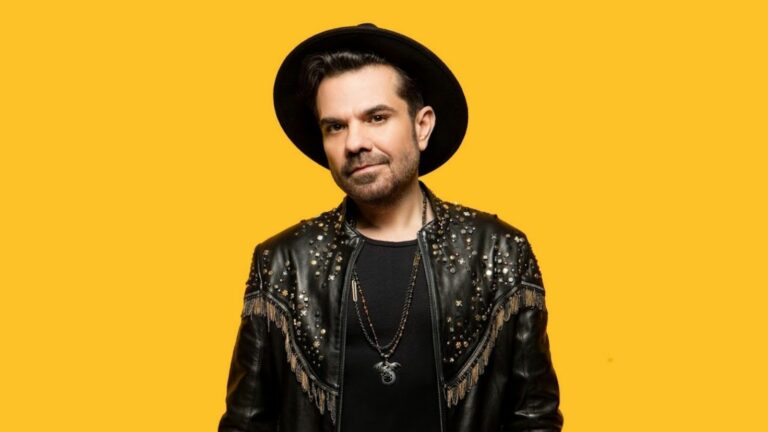 Kenan Doğulu’nun bu açıklaması, eşi Beren Saat’i akıllara getirdiği kadar, geçmişte yaşadığı diğer ilişkileri de hatırlattı.