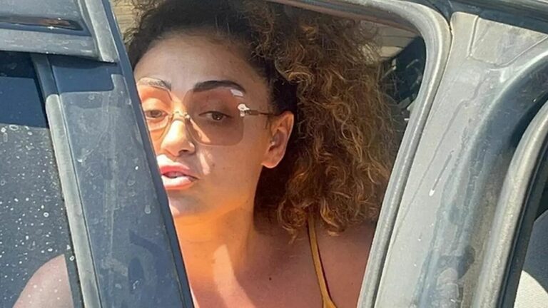 İbrahim Tatlıses’in kızı Dilan Çıtak, Bodrum’da trafikte yaşanan bir olay sonrası polis ekipleri tarafından gözaltına alındı.