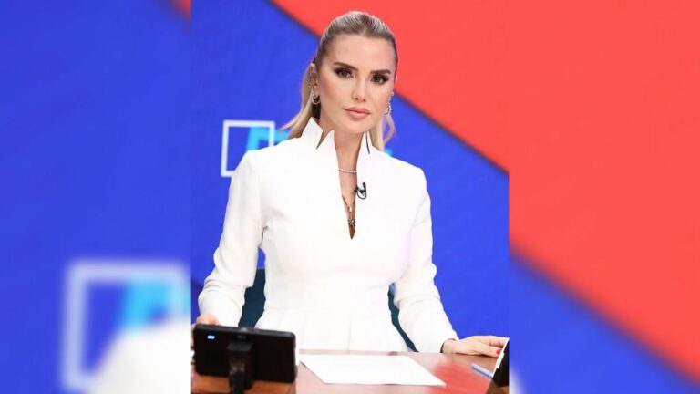 Ece Erken ve Sinan Akçıl Aşkı 3 Gün Sürdü! Takipten Çıkardı, İlişki Bitti Mi?