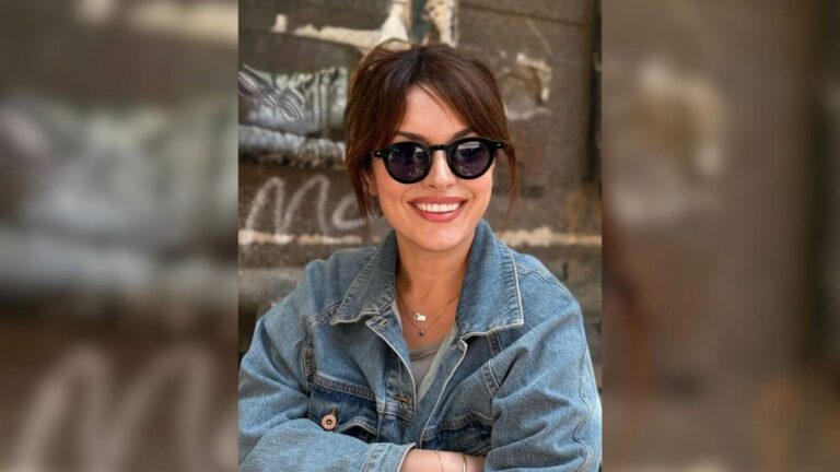 Ezgi Mola, 1 Ay Önce Boşandığı Mustafa Aksakallı İle Tatilde Bir Araya Geldi