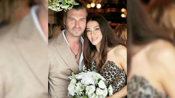 Başak Dizer ve Kıvanç Tatlıtuğ’dan Romantik Paylaşım