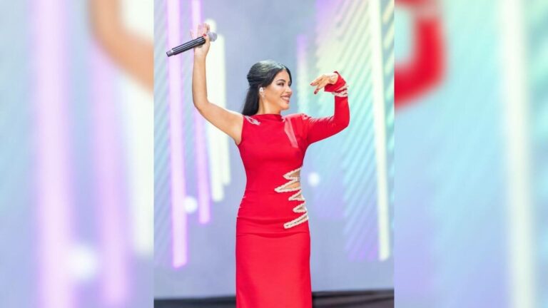 Şarkıcı Zara, 16 kg Verdiği Diyet Hakkında Açıklama Yaptı