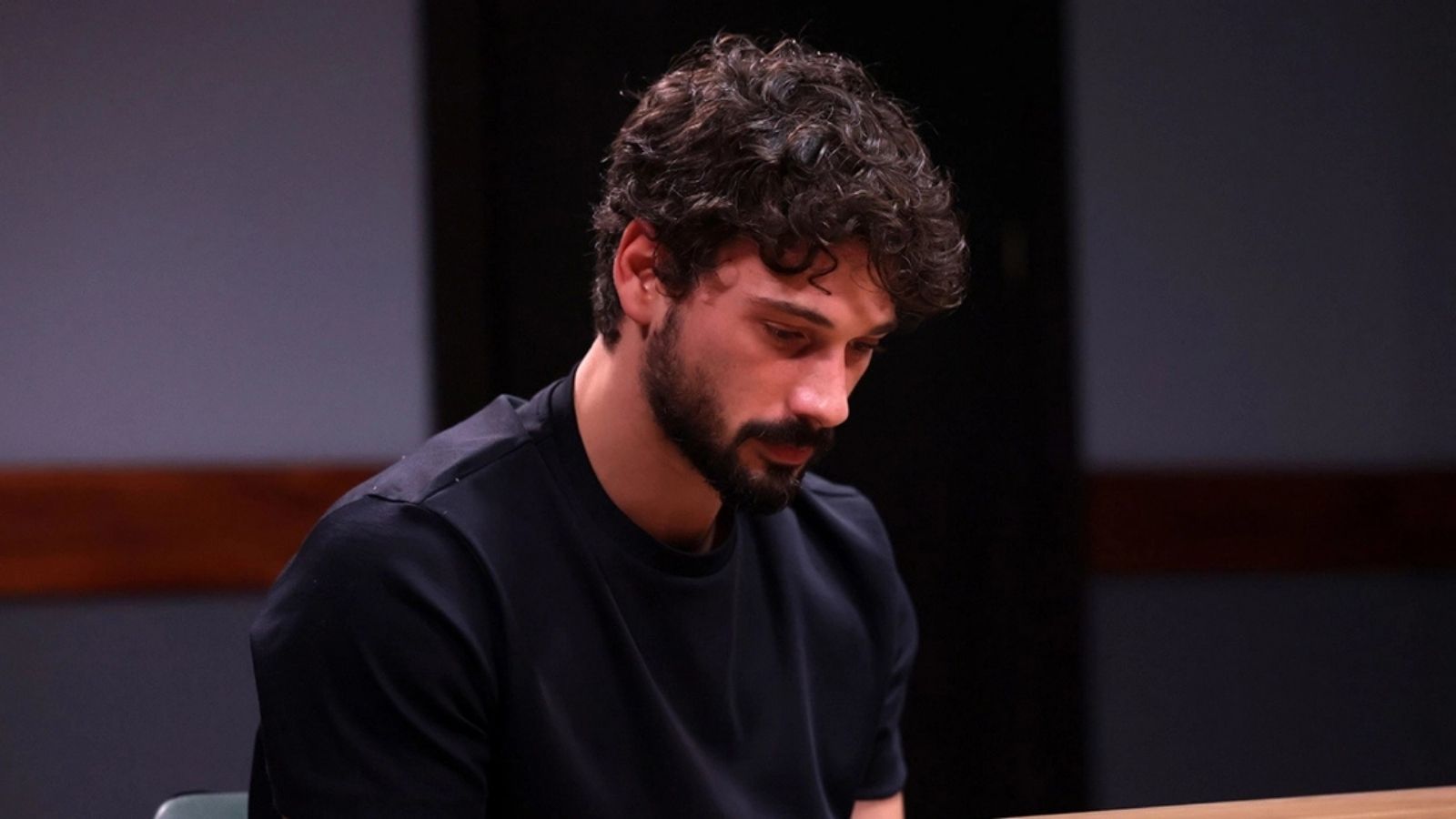 Yeraltı 1. Bölümde Neler Oldu?