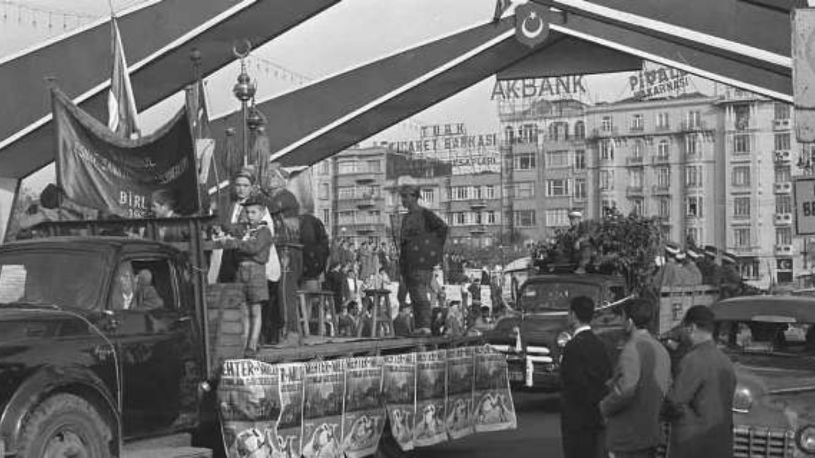 Finansal Güç: Akbank’ın Kuruluşu