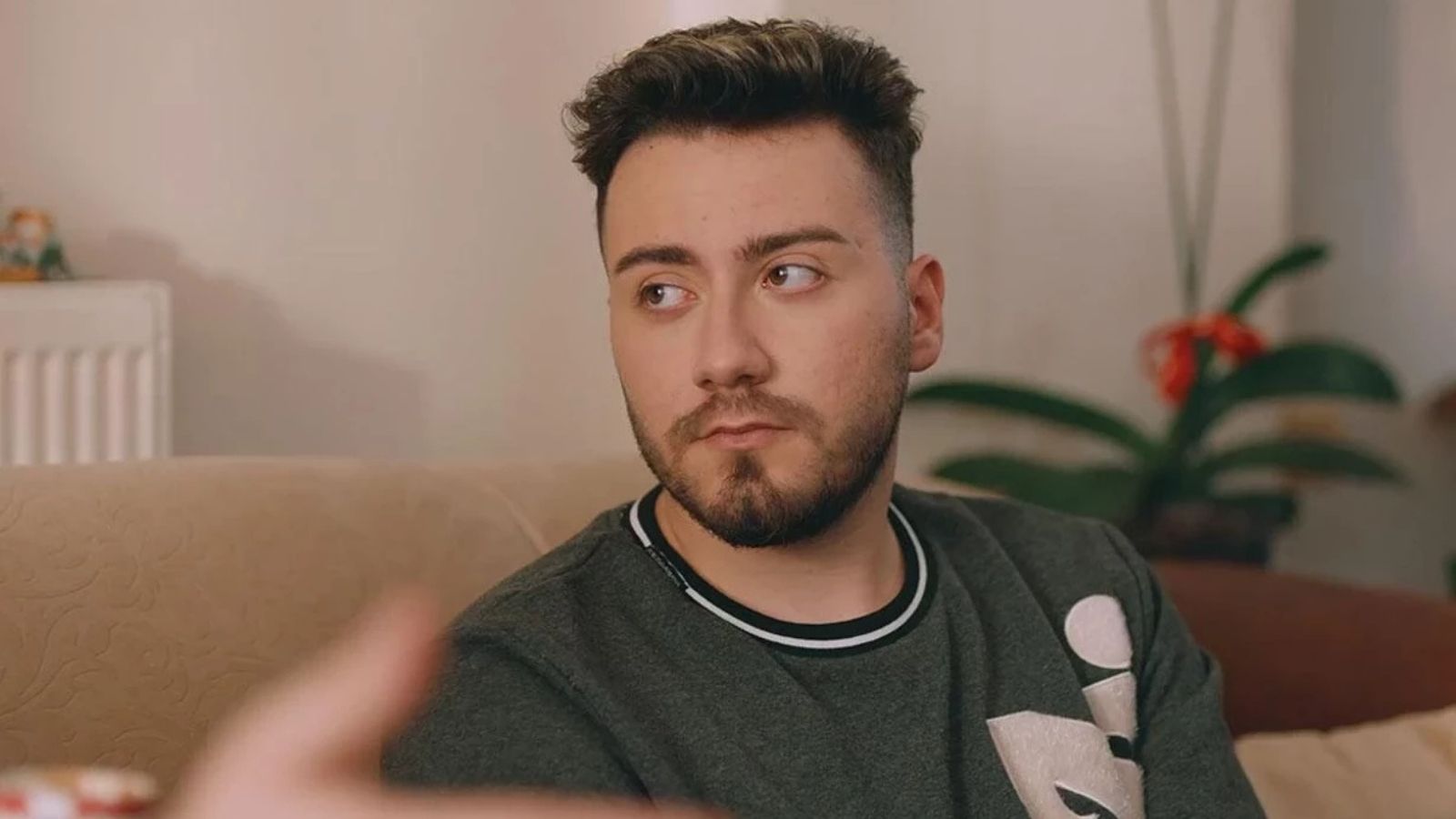 Enes Batur’un Uyuşturucu Test Sonucu Pozitif Çıktı - Magazin Haberleri