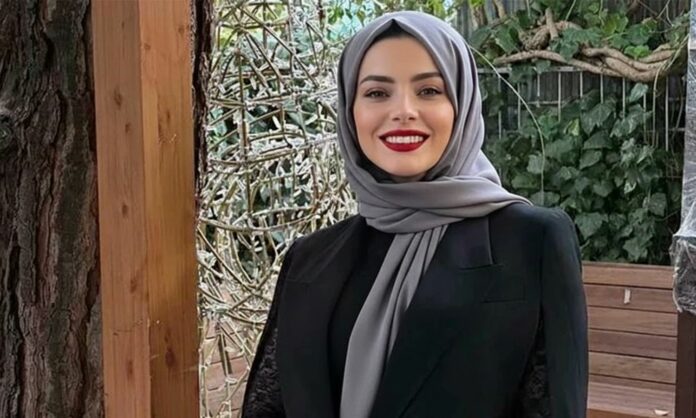 MERVE BOLUĞUR'DAN RAMAZAN PAYLAŞIMI: ÖNCE İLAHİ, SONRA KRİZ! MERVE BOLUĞUR'DAN RAMAZAN PAYLAŞIMI: ÖNCE İLAHİ, SONRA KRİZ!