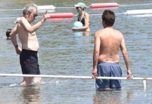 Teoman'ın Yanındaki İsim Şaşırttı