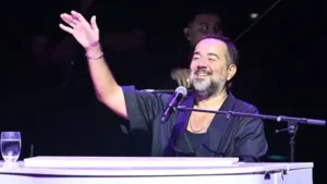 Kahkaha ve Müzik Bir Aradaydı