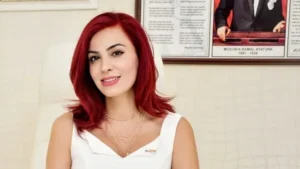 Özlem Gültekin Kimdi?