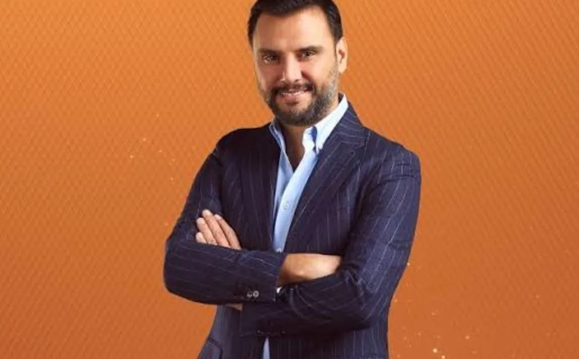 Şarkıcı Alişan Çileden Çıktı: "Allah Sizi Bildiği Gibi Yapsın!"