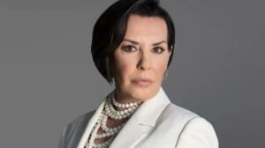 Perihan Savaş Ailesine Bağlılığıyla Biliniyor