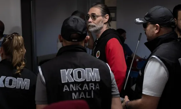 Erdal Beşikçioğlu Tutuklandı
