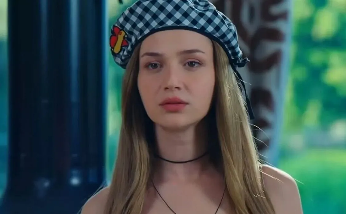 Ceren Ayruk Kimdir? İşte Daha 17’nin Leyla’sı