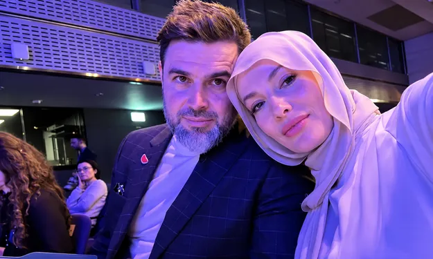 Reshad Strik'ten Eşi Gamze Özçelik'e Romantik Sözler