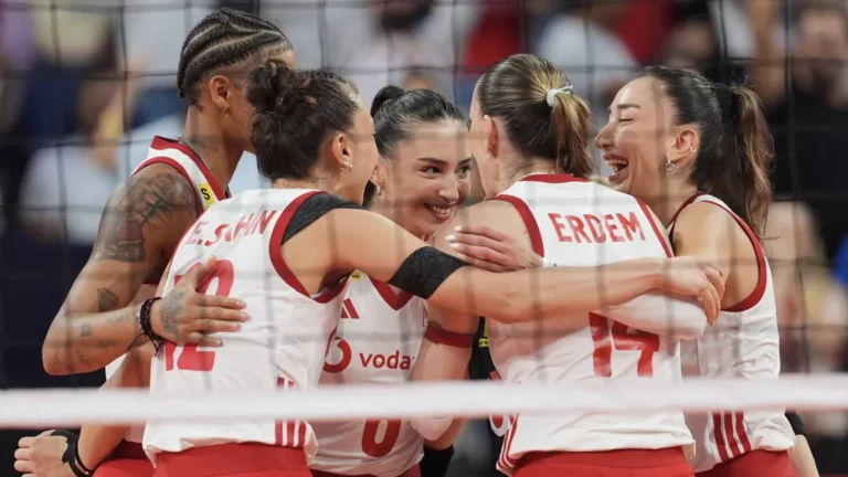 Avrupa Şampiyonu Filenin Sultanları!