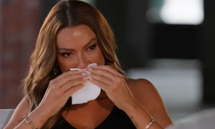 Hadise Ailesini Anlattı
