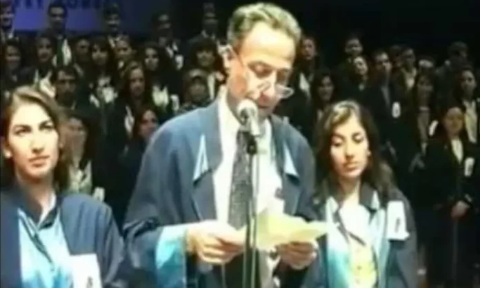 Kemal Sunal neden 51 yaşında mezun oldu?