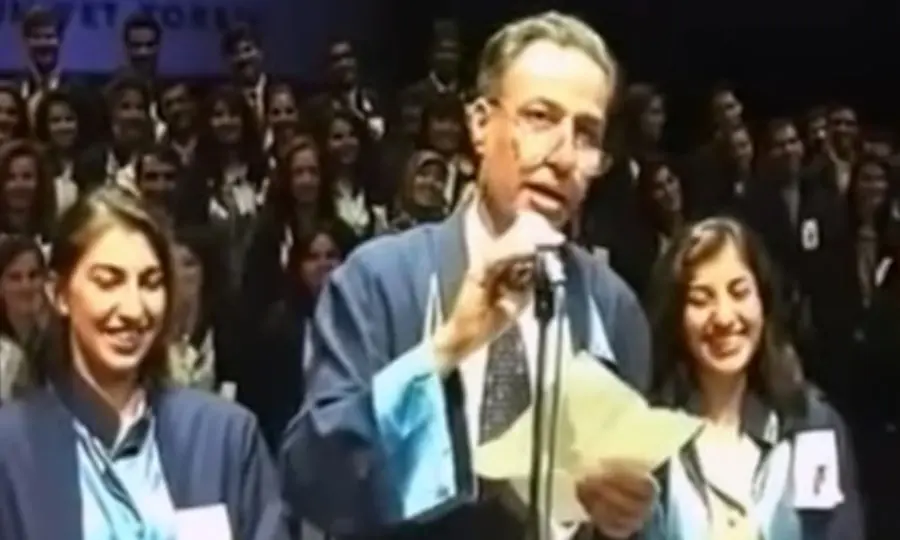 Kemal Sunal 27 Yıl Sonra Mezuniyet