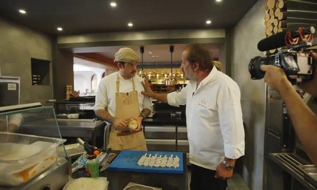 Mehmet Şef ve Orkun Işıtmak