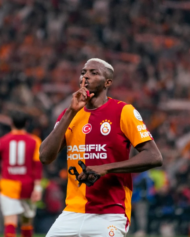 Derbide ünlüler, Osimhen gol sevinci